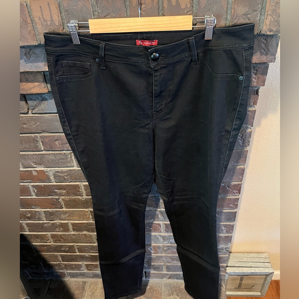 Dress Barn Women’s Black Jeans